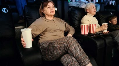 Cine por dos euros: Cómo conseguir el descuento para mayores de 65 y salas adheridas