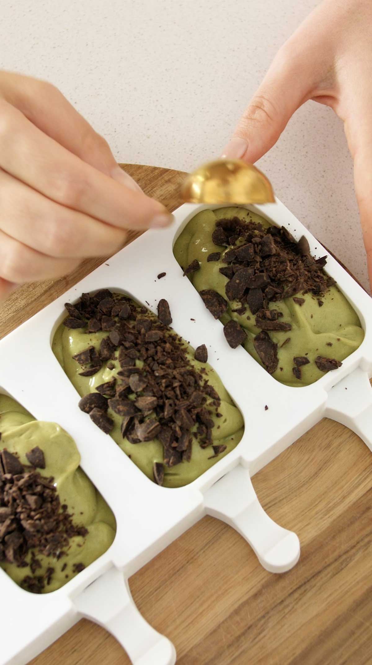 Preparación de helado de aguacate