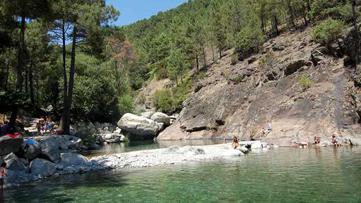 Piscina sierra de gredos