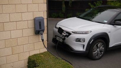 Cuánto cuesta instalar un punto de recarga para el coche eléctrico en casa.