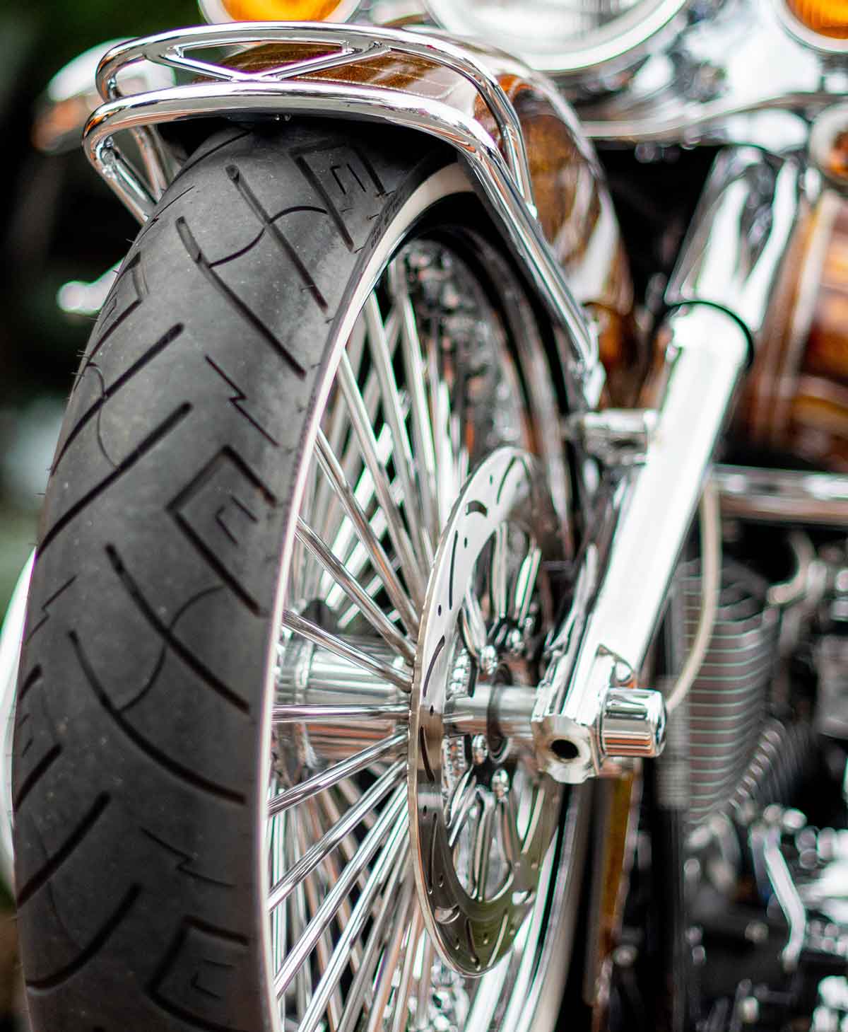 Neumáticos para ir de ruta con la moto.