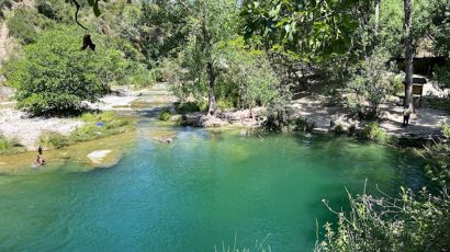 La ruta por las piscinas naturales de Pou Clar para bañarse en un barranco