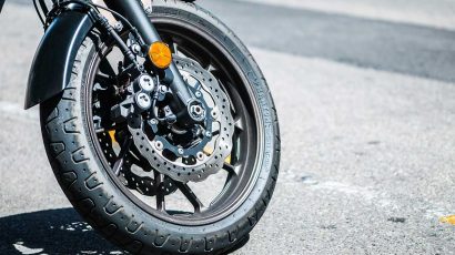 Cómo elegir los mejores neumáticos para la moto según el uso.