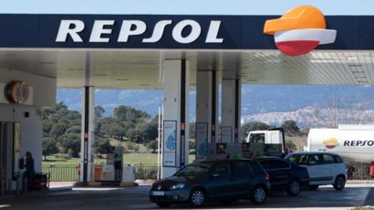 Repsol ofrece 200 euros de ayuda al repostar para los que transformen su vehículo gasolina a GLP.