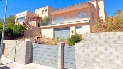 Holapisos vende 78 casas en Tarragona a partir de 16.000 euros