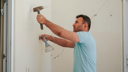 Cómo acutar en caso de conflicto entre casero e inquilino para pagar una reparación.