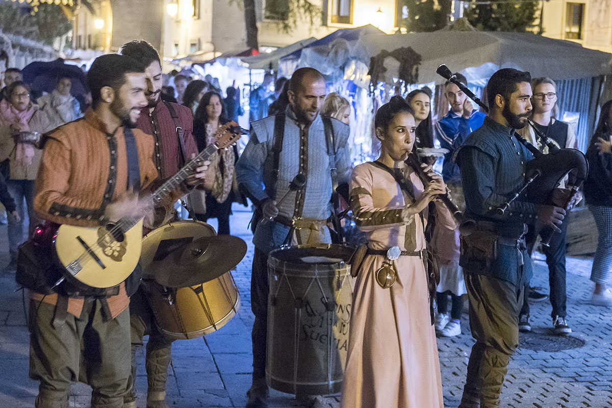 Músicos en el mercado