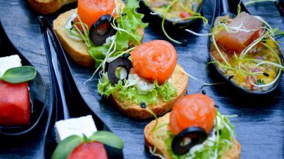 Canapés variados.