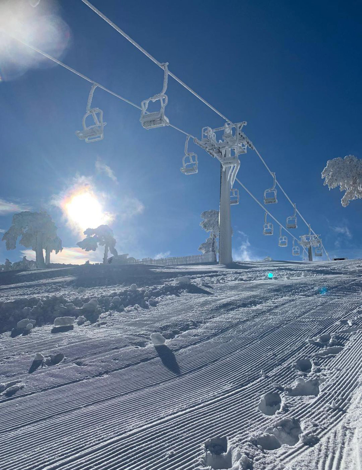 Pista recién nevada