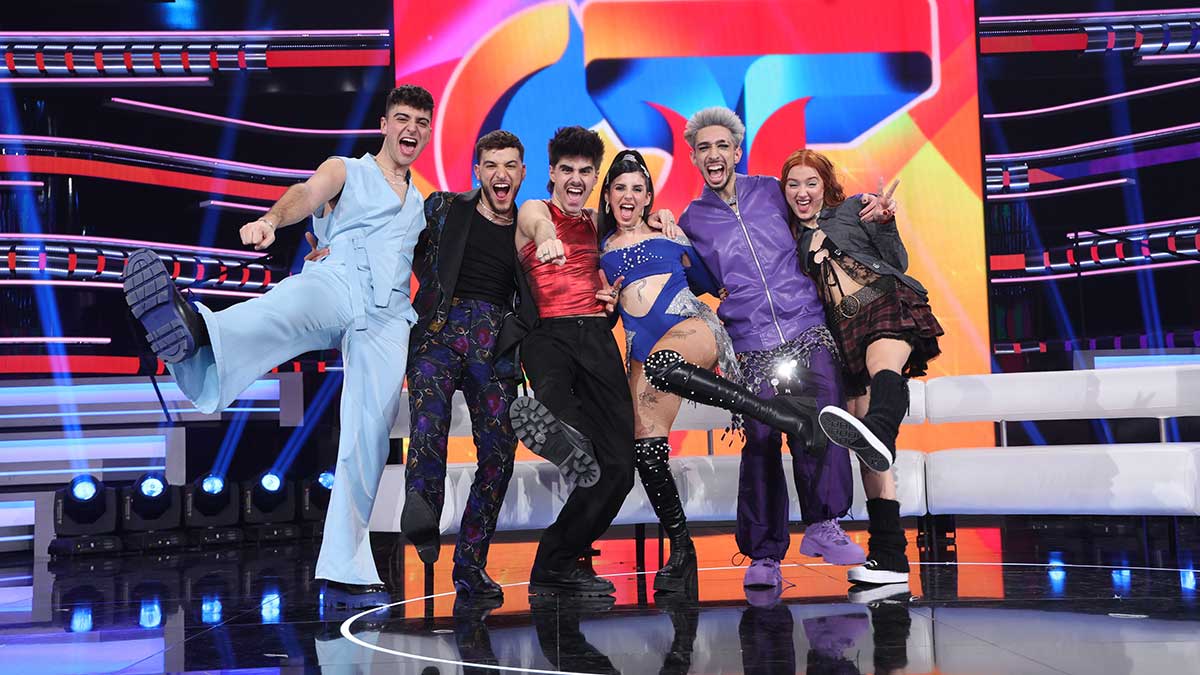 Fotografía grupal de los seis finalistas de la edición 2023 de Operación Triunfo.