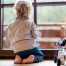 El peligro oculto de los juguetes inteligentes: Así pueden chatear con tu hijo sin que te enteres