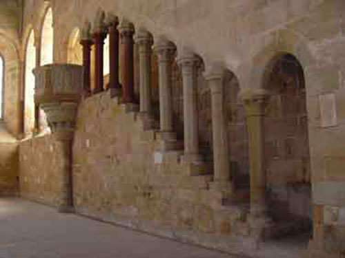 Escaleras del Monasterio