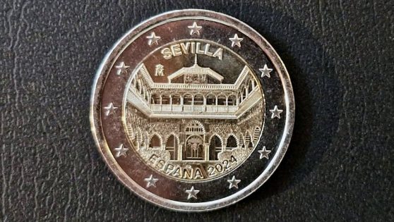 Moneda de dos euros conmemorativa Sevilla
