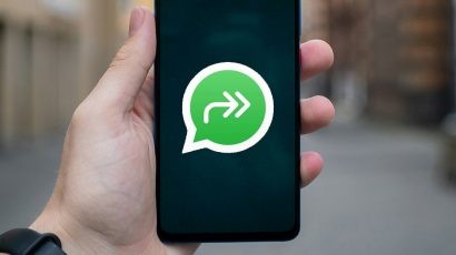 Esta es la función del nuevo icono con flecha doble en WhatsApp