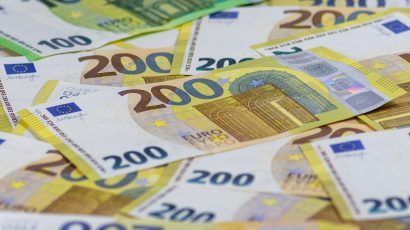 200 euros