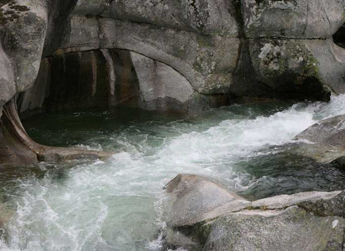 Poza de la Garganta de los Infiernos.