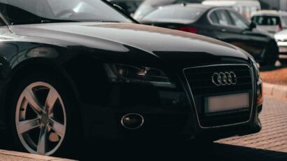 Un vehículo de la marca Audi.