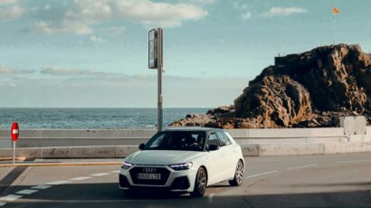 Los coches cerca de la playa requieren cuidados especiales.