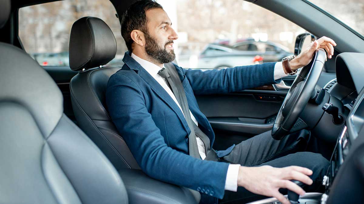 Determinadas acciones al conducir facilitan ahorrar combustible.