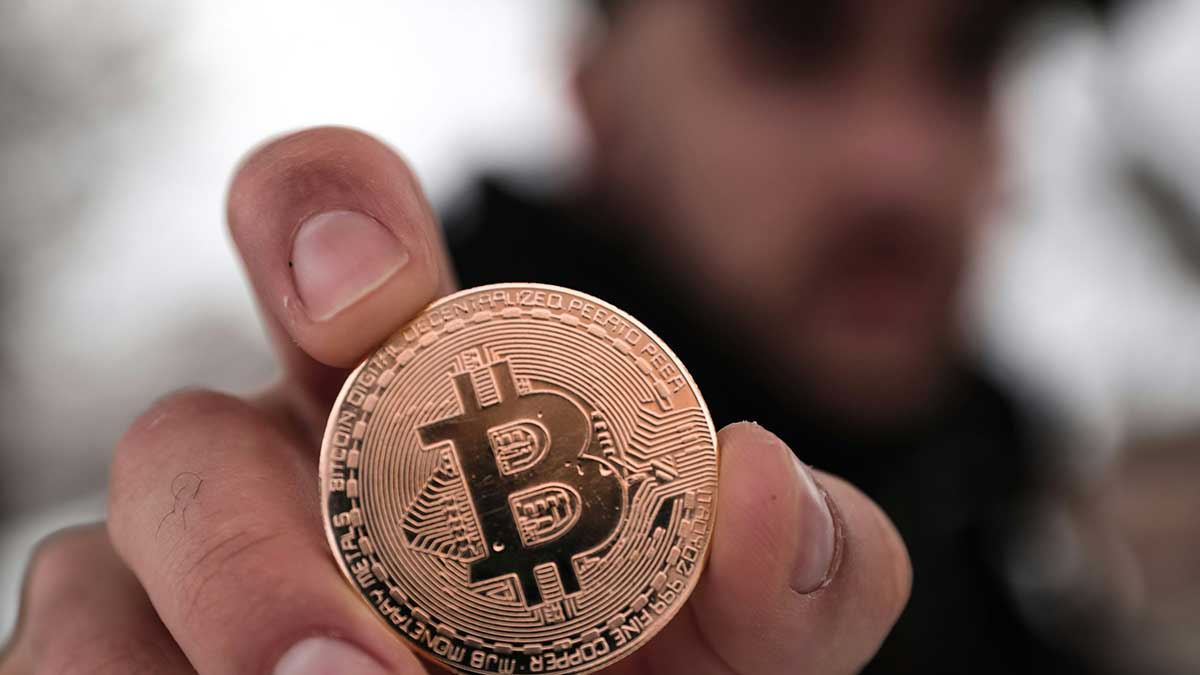 Inversiones fallidas en criptomonedas pueden acabar muy mal.