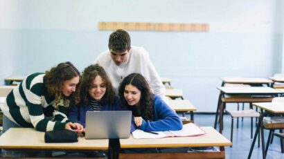 Estudiantes de Bachillerato en clase.