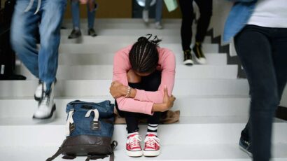 Los jóvenes son los que más consultan a la IA sus problemas de salud.
