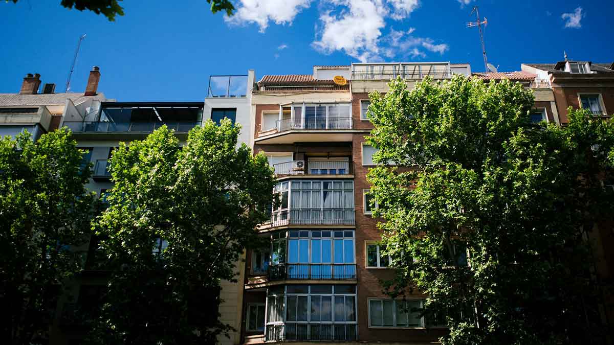 La falta de vivienda en alquiler dispara la presión de la demanda y los precios.