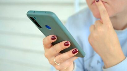 Una mujer afectada por una estafa por SMS será ahora indemnizada por su banco por decisión judicial.