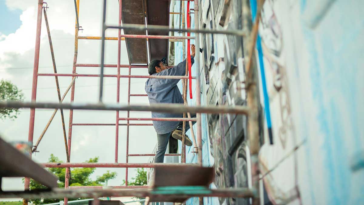 Una ayuda para arreglar la fachada no es un ingreso: el Supremo fija doctrina sobre el IMV