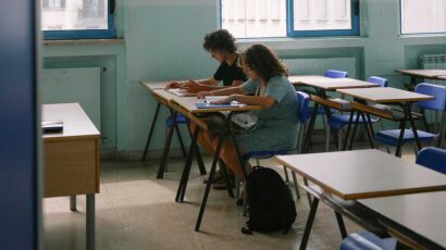 Unos estudiantes durante la hora de estudio.