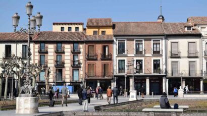 La Plaza de Cervantes, en Alcalá de Henares.