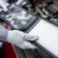Así puedes perder más de 150 euros al año en gasolina por no cambiar esta pieza
