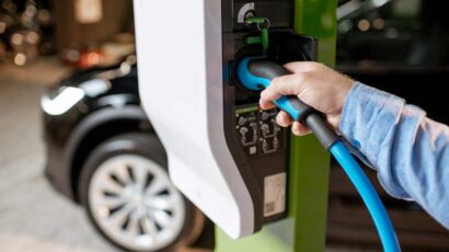 Ya se han aprobado las ayudas a coches eléctricos e híbridos para 2026 con el Plan Auto+.